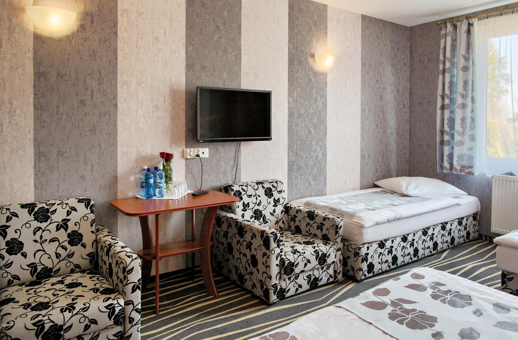 Hotel Horda Słubice Buitenkant foto